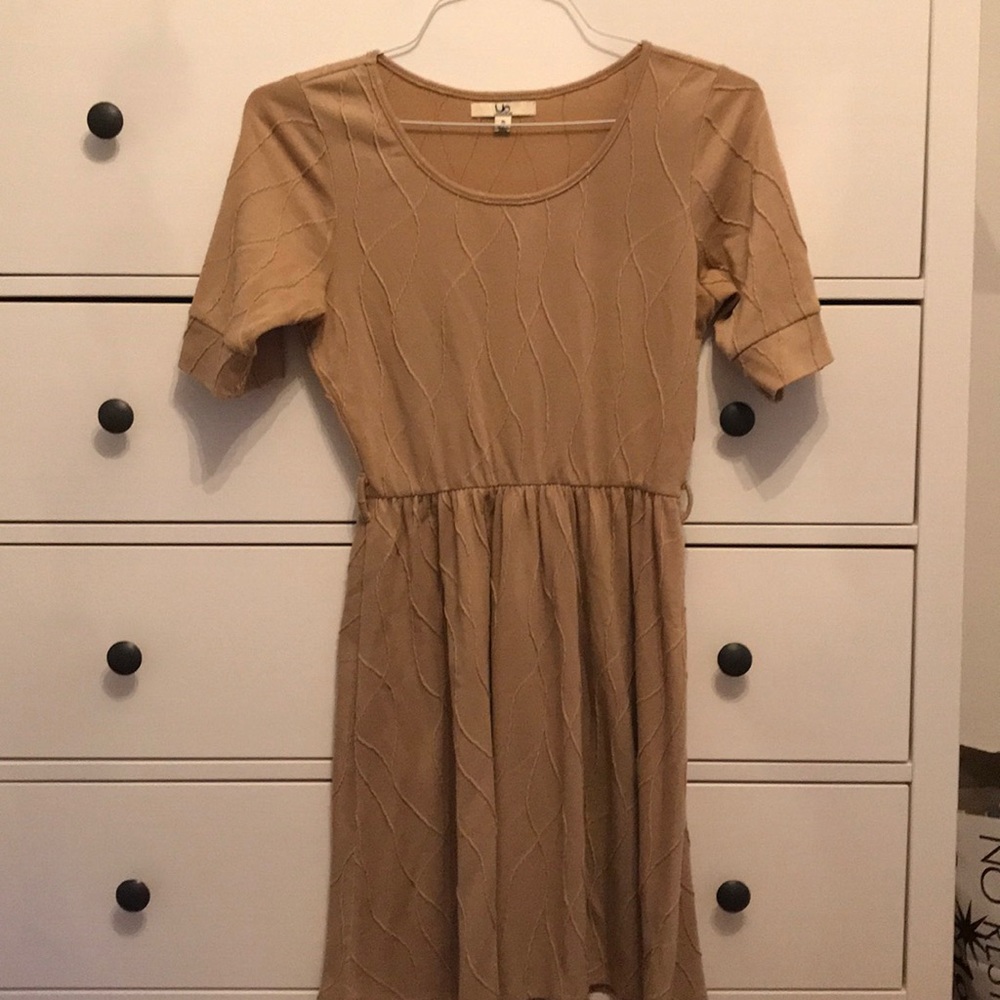 Brown dress